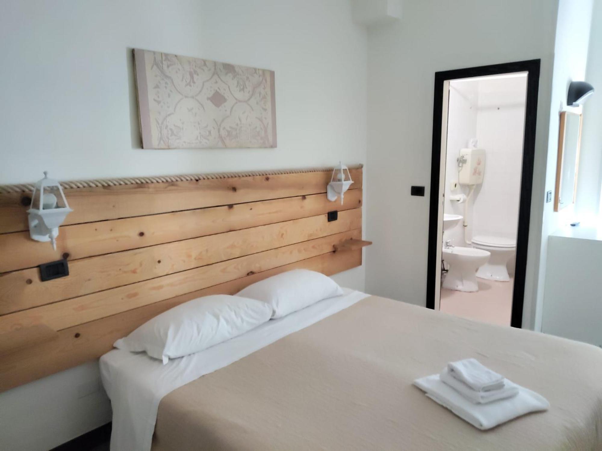 Hotel Garisenda B&B - In Centro A Riccione - Buitenkant foto