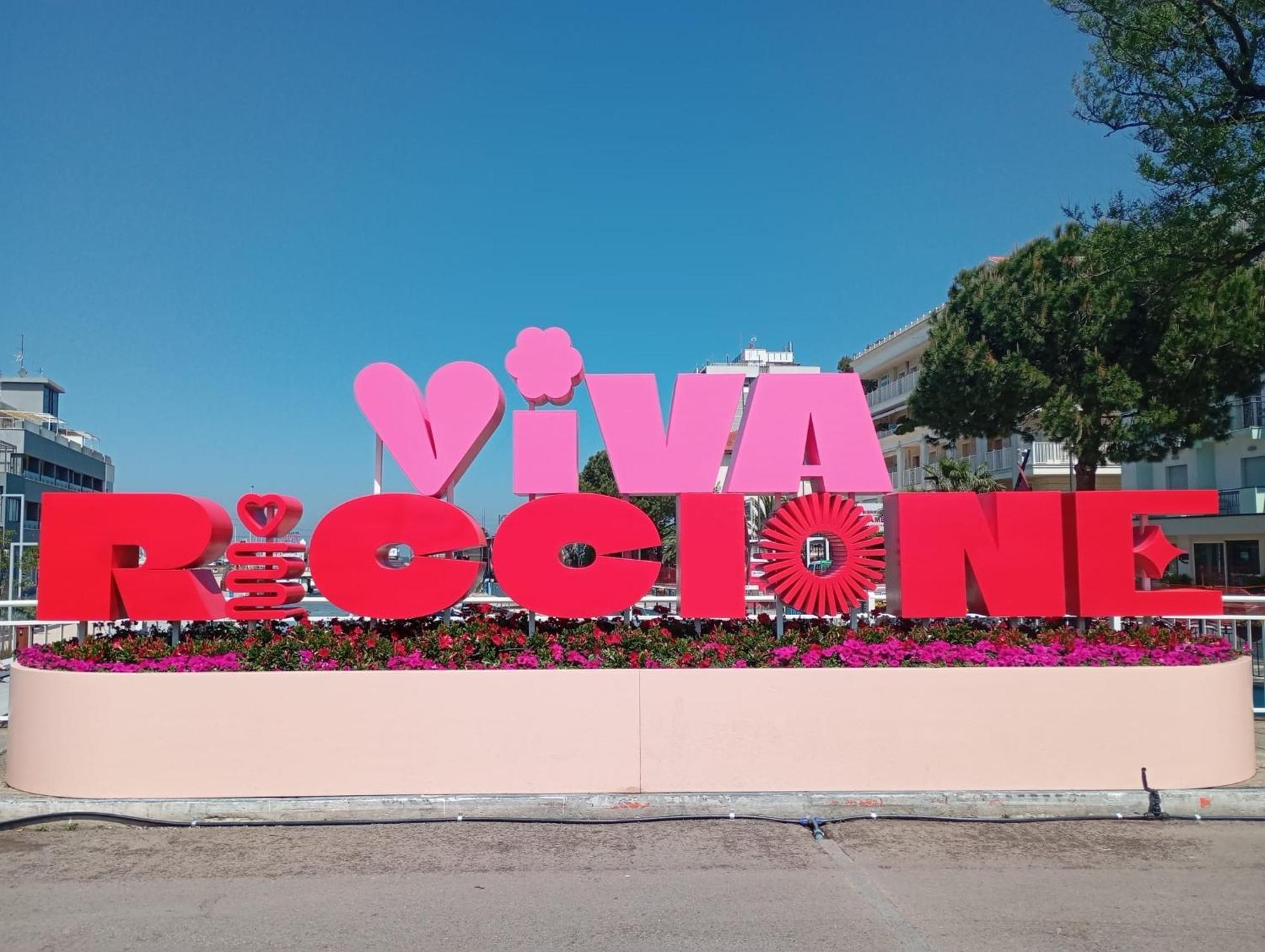 Hotel Garisenda B&B - In Centro A Riccione - Buitenkant foto